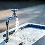 Castel Vittorio, da ieri attiva la casetta dell’acqua: per i primi giorni il servizio sarà gratuito Castel Vittorio, da ieri attiva la casetta dell’acqua: per i primi giorni il servizio sarà gratuito