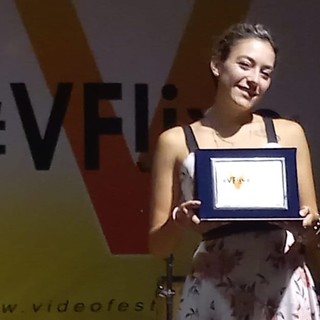 La sanremese Roberta Siragusa vincitrice della categoria "Nuove proposte" del "VideoFestival Live"