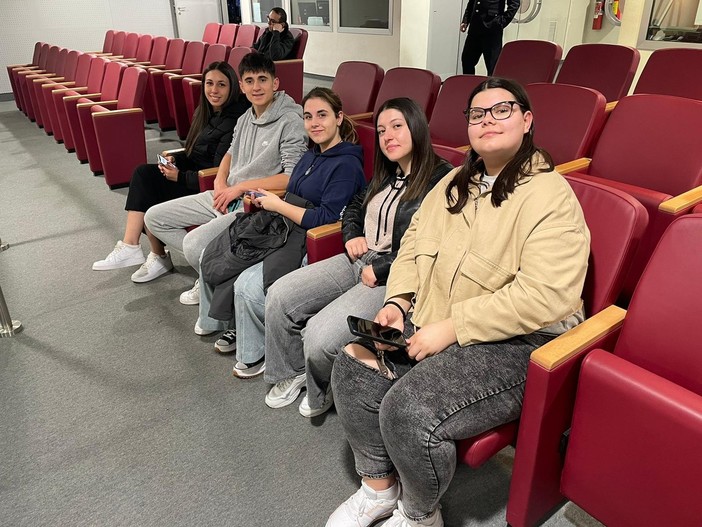 Sanremo, gli studenti dell’istituto sociosanitario in visita al Palazzo della Regione Sanremo, gli studenti dell’istituto sociosanitario in visita al Palazzo della Regione