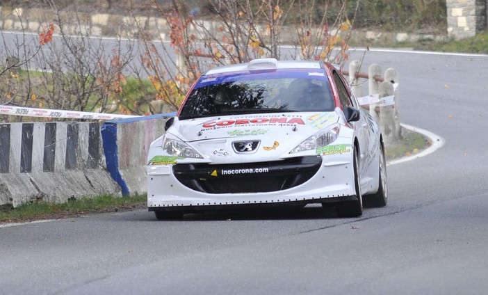 Automobilismo: gara in chiaroscuro per la Rally Driving School al Valli Imperiesi
