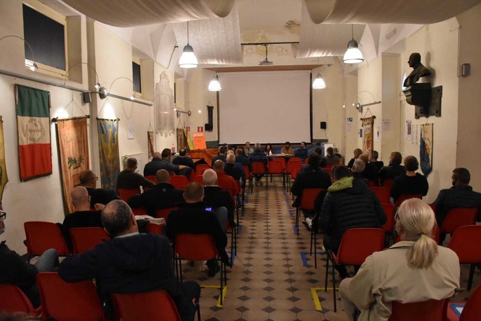 Le immagini della riunione alla Federazione Operaia Sanremese Le immagini della riunione alla Federazione Operaia Sanremese