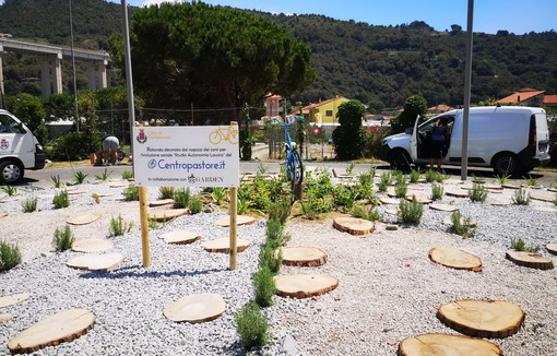 Camporosso: in collaborazione con il Comune, progetto di riqualificazione della rotatoria sulla pista ciclabile Camporosso: in collaborazione con il Comune, progetto di riqualificazione della rotatoria sulla pista ciclabile