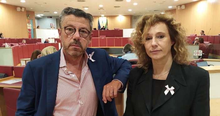 Disabili cacciati dal treno. Brunetto e Riolfo (Lega): "Gesto da condannare, più forze dell’ordine in Liguria anche in vista della stagione estiva"