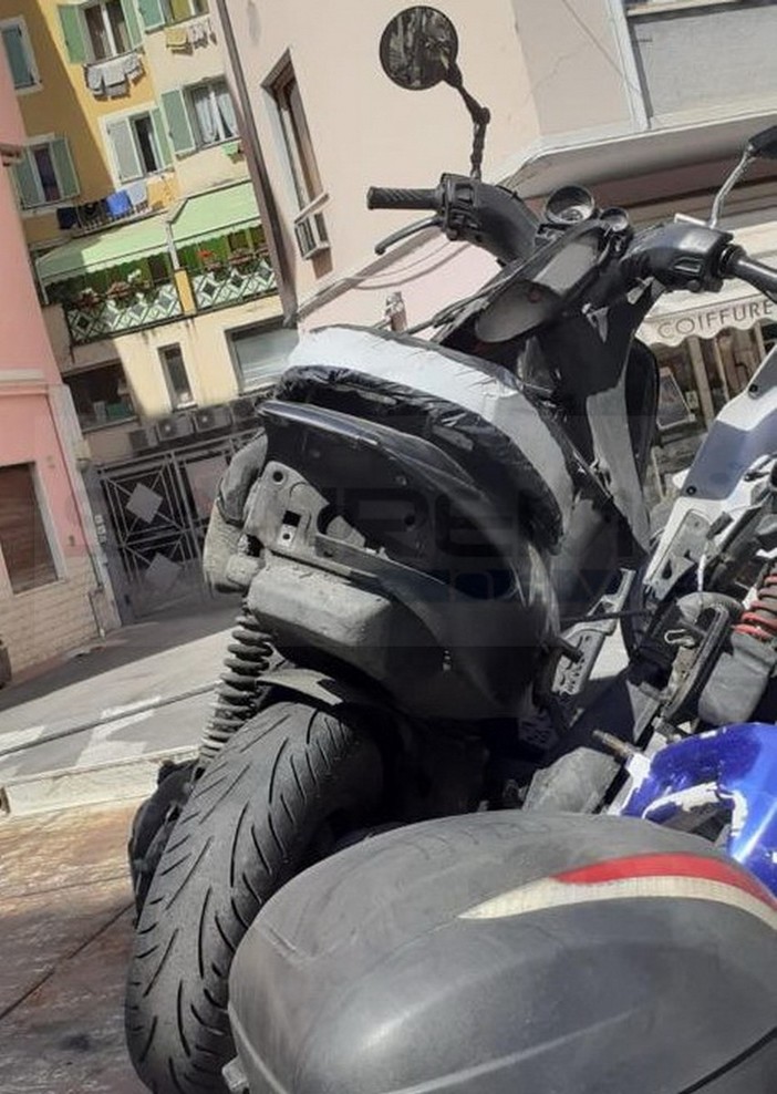 Ventimiglia: prosegue la rimozione dei veicoli abbandonati lungo le strade della città