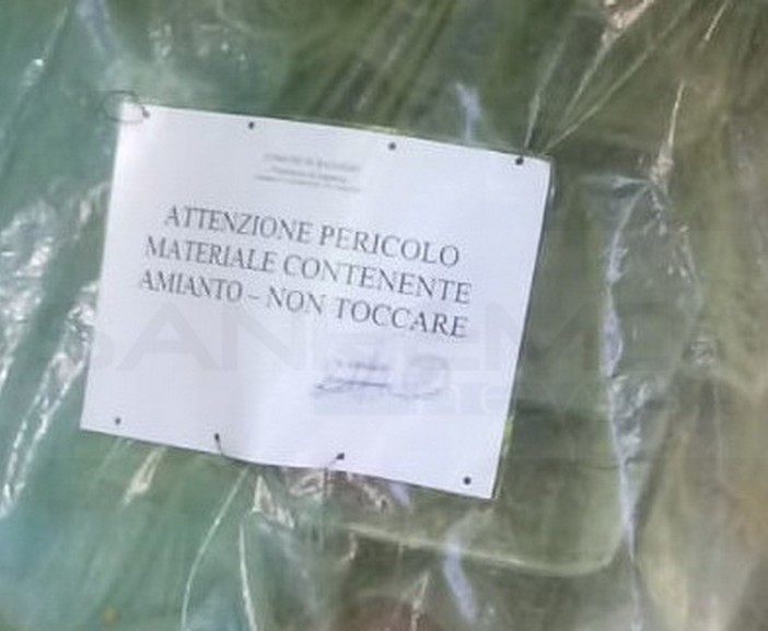 Sanremo: amianto nel deposito degli operai comunali in corso Cavallotti, affidati i lavori per lo smaltimento