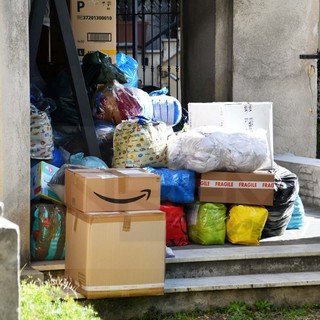 Sanremo: importante raccolta di beni per l'Ucraina in via Nuvoloni &quot;Grazie ai sanremesi per la generosità&quot; (Video)