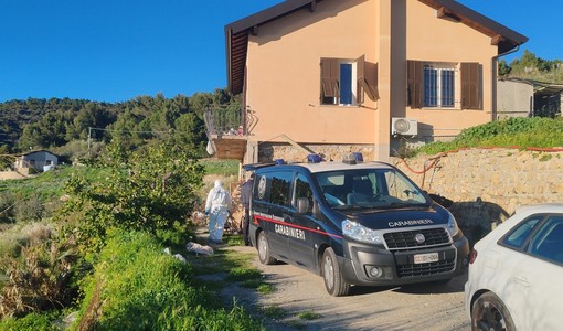 Caso Beatrice, si apre la partita sul futuro delle due sorelle: la famiglia paterna chiede la custodia, la madre domanda di poterle sentire Caso Beatrice, si apre la partita sul futuro delle due sorelle: la famiglia paterna chiede la custodia, la madre domanda di poterle sentire