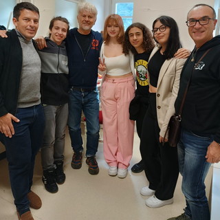 I ragazzi del Liceo Cassini hanno incontrato e intervistato a Camogli il cantautore Ron I ragazzi del Liceo Cassini hanno incontrato e intervistato a Camogli il cantautore Ron