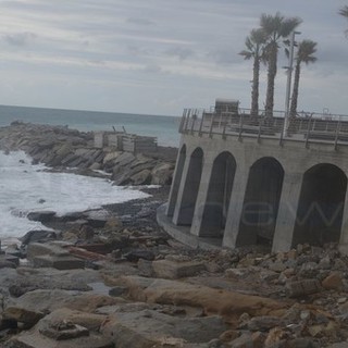 Rotonda di Sant'Ampelio a Bordighera, Ingenito: "Un ingegnere verificherà se sussiste un aggravio del rischio idraulico" Rotonda di Sant'Ampelio a Bordighera, Ingenito: "Un ingegnere verificherà se sussiste un aggravio del rischio idraulico"