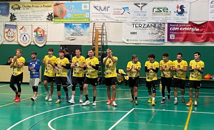 Pallavolo: Serie C Maschile, esordio amaro ma incoraggiante per il Grafiche Amadeo Riviera Volley Sanremo Pallavolo: Serie C Maschile, esordio amaro ma incoraggiante per il Grafiche Amadeo Riviera Volley Sanremo