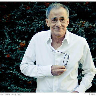 Sanremo: Roberto Vecchioni straordinario protagonista al Roof Garden del Casinò