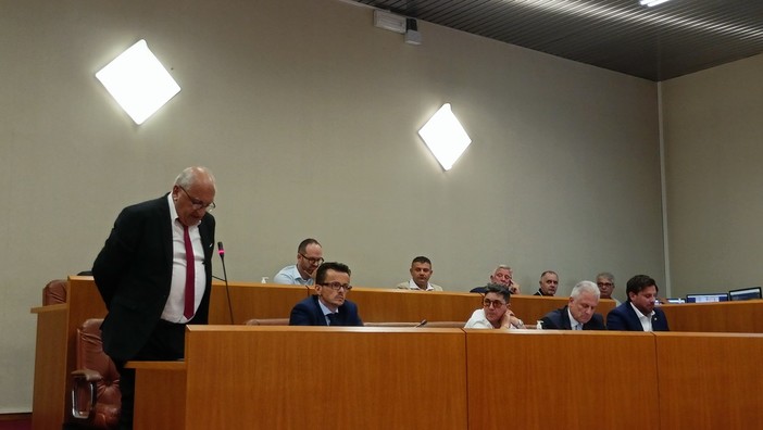 Ventimiglia, Parodi chiarisce la sua posizione: "Sono in maggioranza indipendente" Ventimiglia, Parodi chiarisce la sua posizione: "Sono in maggioranza indipendente"