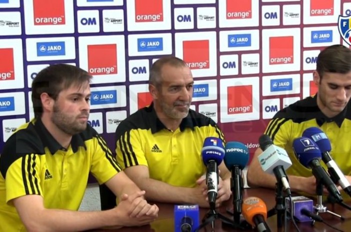 Nella foto Roberto Bordin, allenatore dello Sheriff Tiraspol ed ex difensore della Sanremese