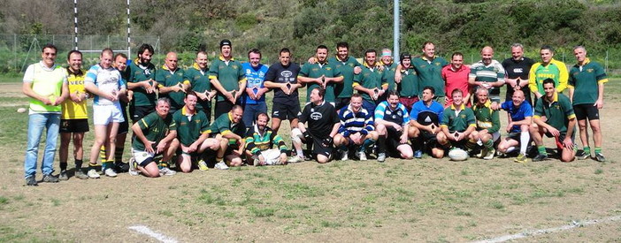 Rugby: sabato scorso il match Imperia Old (Tacca Rugby Crew)-Mentone Old (Citron Pressè) Rugby: sabato scorso il match Imperia Old (Tacca Rugby Crew)-Mentone Old (Citron Pressè)