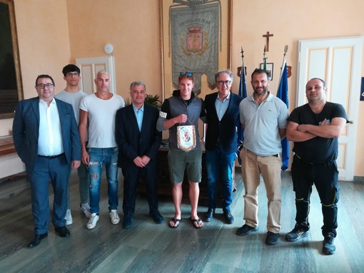 Sanremo, Riviera Volley Grafiche Amadeo promossa in serie B: delegazione ricevuta da sindaco Biancheri e assessore Faraldi