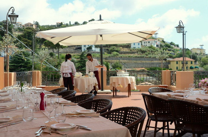 Sanremo: a San Valentino il Ristorante Buca Cena è l'oasi romantica della Riviera Sanremo: a San Valentino il Ristorante Buca Cena è l'oasi romantica della Riviera