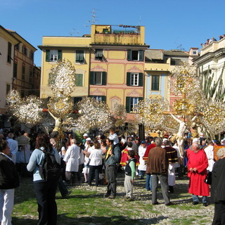 A fine aprile, il Raduno delle Confraternite Liguri a Riva Ligure e a Santo Stefano al Mare A fine aprile, il Raduno delle Confraternite Liguri a Riva Ligure e a Santo Stefano al Mare