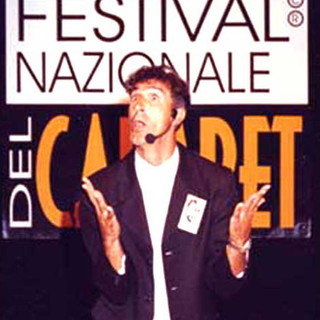Serata di cabaret con Renzo Sinacori a Marina degli Aregai Serata di cabaret con Renzo Sinacori a Marina degli Aregai
