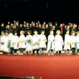Sanremo: grande partecipazione per lo spettacolo su Pace e Natale del 'Comprensivo Ponente'