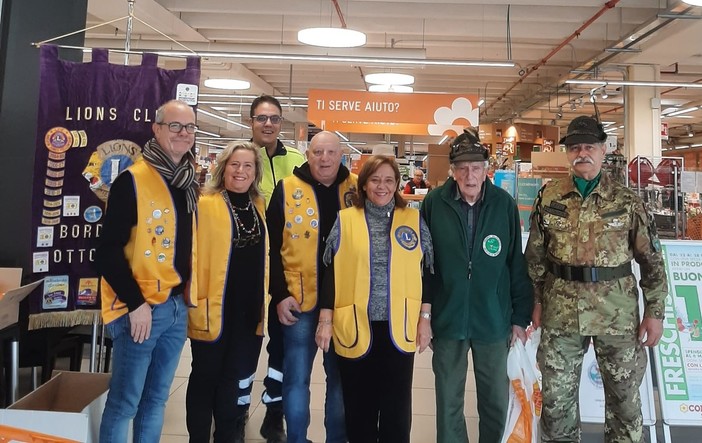 Il Lions Club Bordighera Otto Luoghi raccoglie oltre 1.200 chili di prodotti alimentari