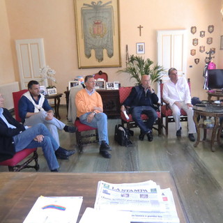 Sanremo: importante riunione sul turismo stamani nell'ufficio del Sindaco Zoccarato Sanremo: importante riunione sul turismo stamani nell'ufficio del Sindaco Zoccarato