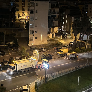 I lavori notturni in via Pietro Agosti