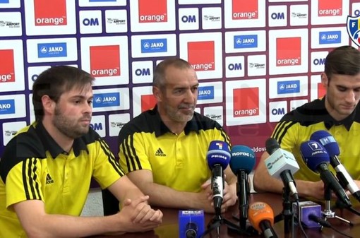 Nella foto Roberto Bordin, allenatore dello Sheriff Tiraspol ed ex difensore della Sanremese