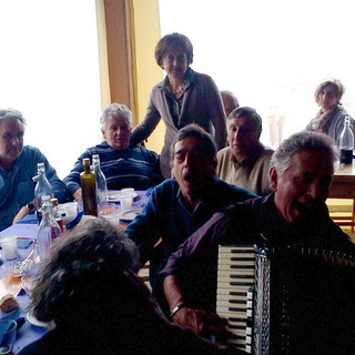 Festeggiato nonostante la pioggia il primo compleanno del rifugio 'Pian dell'Arma' a Caprauna Festeggiato nonostante la pioggia il primo compleanno del rifugio 'Pian dell'Arma' a Caprauna