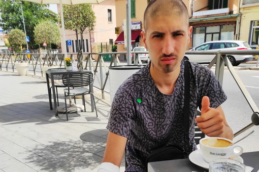 Aiutiamo Riccardo: solidarietà online per un 20enne di Sanremo in cura a Pisa per un osteosarcoma Aiutiamo Riccardo: solidarietà online per un 20enne di Sanremo in cura a Pisa per un osteosarcoma