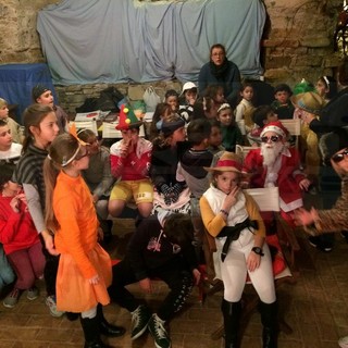 “Un natale da favola” per i bambini della scuola dell'infanzia e della scuola primaria di Civezza
