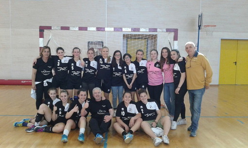Inizia domani a Casalgrande (Reggio Emilia) l’avventura della Riviera Handball alle finali nazionali under 16 femminili di pallamano