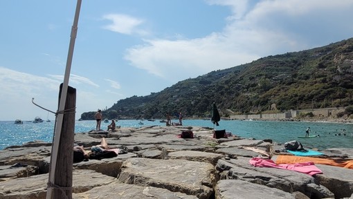 Baia Verde di Ospedaletti, oltre 300 firme per salvare la spiaggia: "Basta degrado, va restituita alla comunità" Baia Verde di Ospedaletti, oltre 300 firme per salvare la spiaggia: "Basta degrado, va restituita alla comunità"
