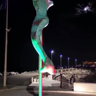 L’artista imperiese Serenella Sossi ospite dei più importanti Saloni d'Arte Contemporanea del nord Europa