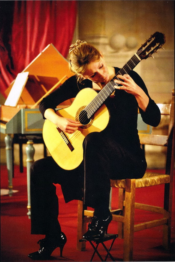 La chitarrista Sara Gianfelici scelta per il video di promozione dell'Università Cattolica di Milano La chitarrista Sara Gianfelici scelta per il video di promozione dell'Università Cattolica di Milano