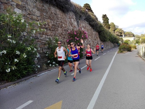 Successo per la ‘Portosole Sanremo Half Marathon - Run for the Whales’. Le classifiche