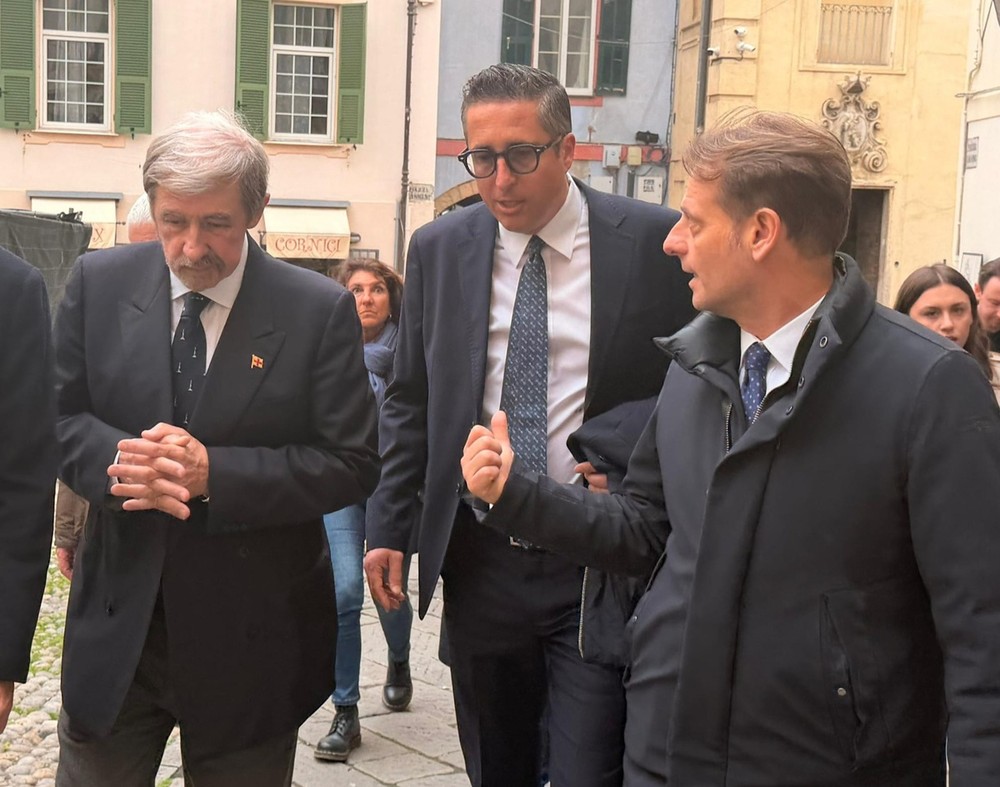 Antonio Parolini riconfermato amministratore unico di Arte Imperia. Bucci e Scajola: "Ottenuti risultati importanti, continuiamo su questa strada" Antonio Parolini riconfermato amministratore unico di Arte Imperia. Bucci e Scajola: "Ottenuti risultati importanti, continuiamo su questa strada"