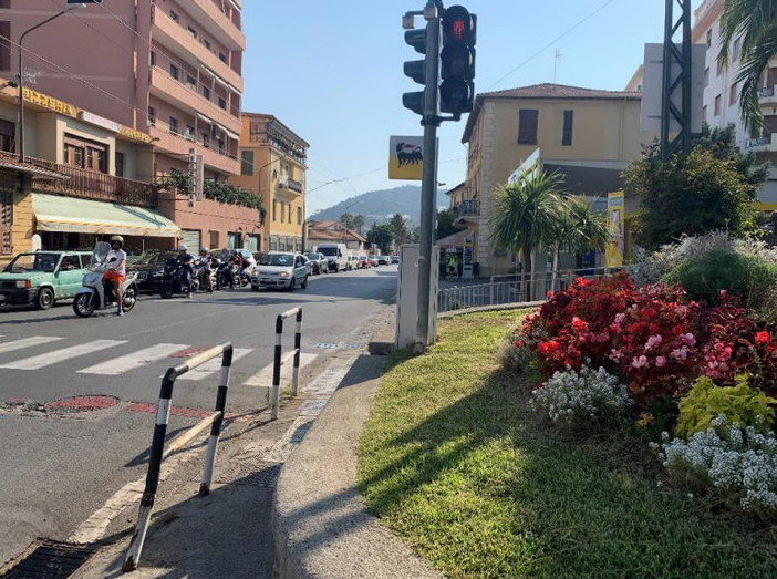 Sanremo: scattano i semafori intelligenti in corso Marconi, si cerca di 'velocizzare' la zona di ingresso alla città
