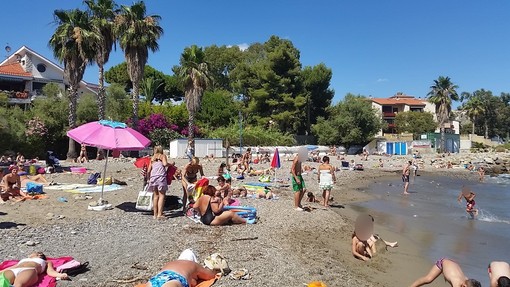 Sanremo: 'Spiaggia dell'Antenna' a San Martino, la posizione del club 'Forza Silvio'
