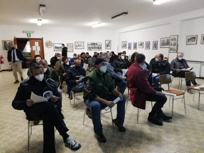 Silvicoltura, Coldiretti: “Essenziale preservare le attività boschive per ambiente e comunità” Silvicoltura, Coldiretti: “Essenziale preservare le attività boschive per ambiente e comunità”