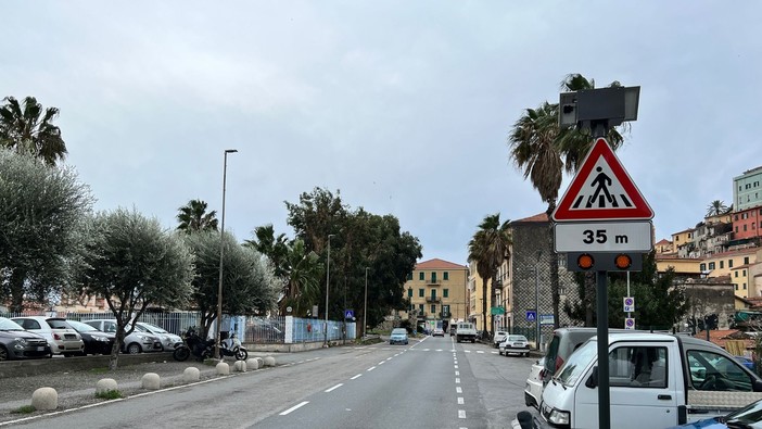 Sicurezza stradale, Ventimiglia attiva dieci nuovi attraversamenti intelligenti pedonali Sicurezza stradale, Ventimiglia attiva dieci nuovi attraversamenti intelligenti pedonali