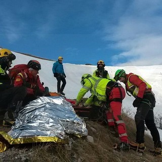 Ormea: ritrovato ferito ma vivo l'uomo imperiese in località Carnino Inferiore, era disperso da ieri (Foto) Ormea: ritrovato ferito ma vivo l'uomo imperiese in località Carnino Inferiore, era disperso da ieri (Foto)