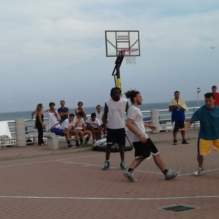 Ventimiglia: grande successo di partecipanti per la terza edizione dello 'Street Basket' (Foto)