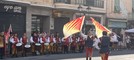 "Domenica Insieme Estate" a Ventimiglia, flash mob a sorpresa degli Sbandieranti: il centro si ferma ad applaudire (Foto)