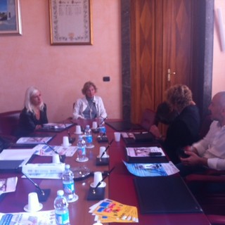 Insieme per la solidarietà: sabato a Imperia la partita tra Nazionale Magistrati e Artisti tv e stelle dello sport