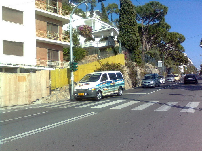 Ospedaletti: semafori sull'Aurelia, un lettore chiede informazioni in merito