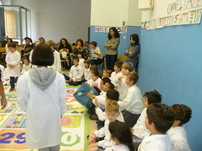 Sanremo: alla scuola 'A.Volta' gli alunni hanno sperimentato il 'Gioco dell'Oca' sull'ambiente