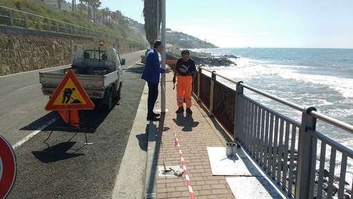 Sanremo: 100 mila euro per la realizzazione del nuovo impianto di illuminazione pubblica di Strada Tre Ponti e per la sua riqualificazione Sanremo: 100 mila euro per la realizzazione del nuovo impianto di illuminazione pubblica di Strada Tre Ponti e per la sua riqualificazione
