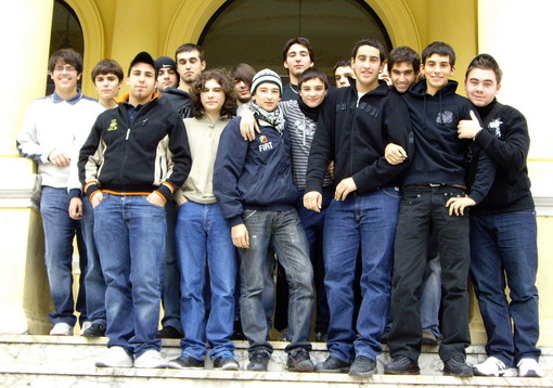 A Ormea (CN) la scuola forestale apre le porte ai futuri allievi. L'istituto è frequentato da molti studenti di Imperia e Savona A Ormea (CN) la scuola forestale apre le porte ai futuri allievi. L'istituto è frequentato da molti studenti di Imperia e Savona