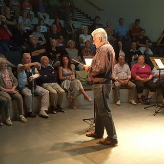 San Lorenzo al Mare: ottimo successo di partecipazione sabato per lo spettacolo di Franco Bianchi San Lorenzo al Mare: ottimo successo di partecipazione sabato per lo spettacolo di Franco Bianchi