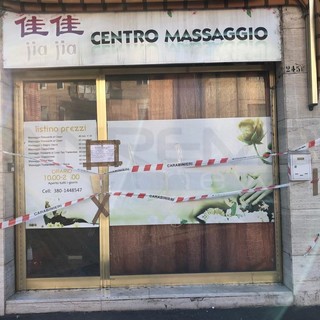 Taggia: sigilli al centro di massaggi cinese di Levà, ipotesi di sfruttamento della prostituzione (Foto) Taggia: sigilli al centro di massaggi cinese di Levà, ipotesi di sfruttamento della prostituzione (Foto)